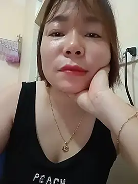 Snapshot of Mi-Chinn chatting on July 2026 10:30:02 AM Mi-Chinn online show from July 2026 10:30:02 AM