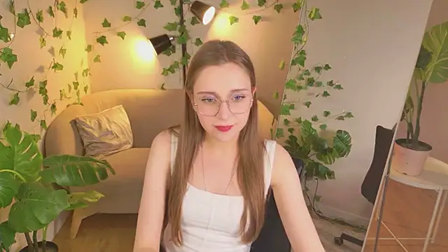 HollyWheeler online show from July 2026 09:41:01 PM