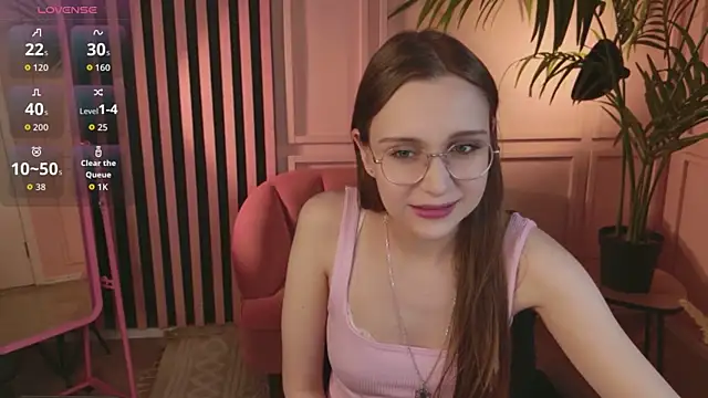 HollyWheeler online show from July 2026 09:34:01 PM