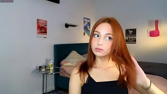 thisskiss online show from July 2026 05:18:02 PM
