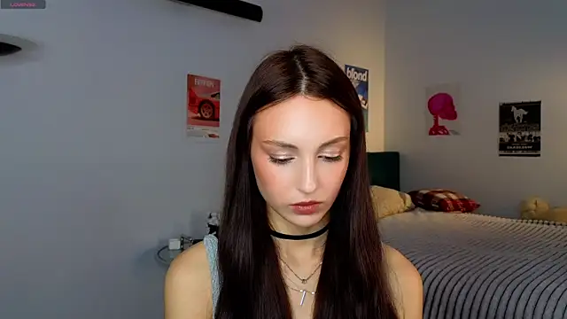 thisskiss online show from July 2026 05:12:02 PM