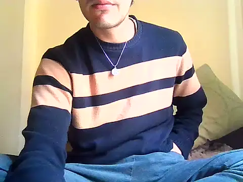 Hectorssuarez online show from July 2026 05:01:02 PM