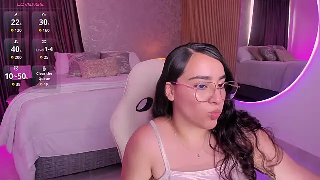 Viiolet rosee online show from July 2026 07:01:02 PM