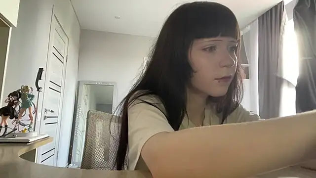 WendySliz online show from July 2026 07:12:01 AM