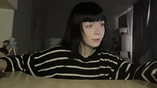 WendySliz online show from July 2026 09:35:01 AM