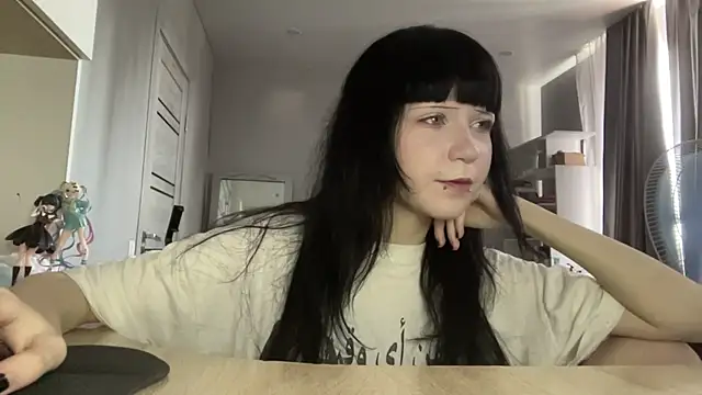 WendySliz online show from July 2026 09:07:02 AM