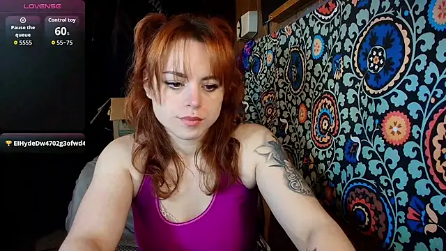 ElinaLaverins online show from July 2026 02:47:02 AM