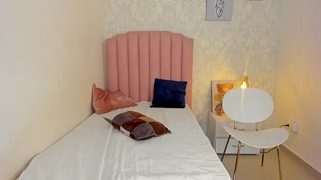 IvyWhitmore online show from July 2026 05:10:02 AM