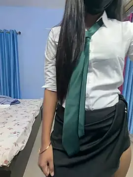 Muskan alveera18 online show from July 2026 05:00:01 PM