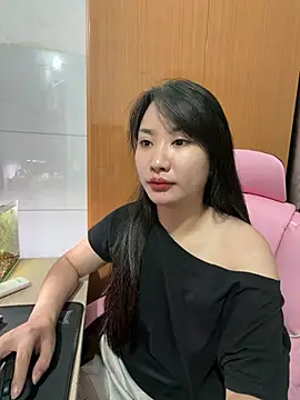 QuynhAnh68 online show from July 2026 01:43:02 AM