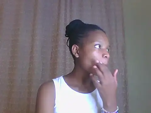 Natajieve online show from June 2026 07:48:01 PM