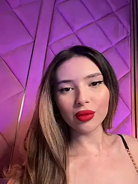 MillieDixon online show from July 2026 06:35:01 PM