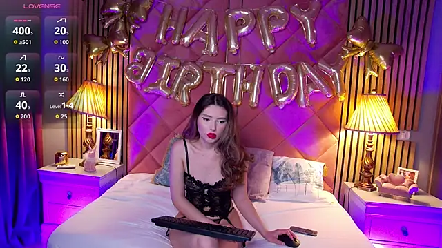 MillieDixon online show from July 2026 06:51:01 PM
