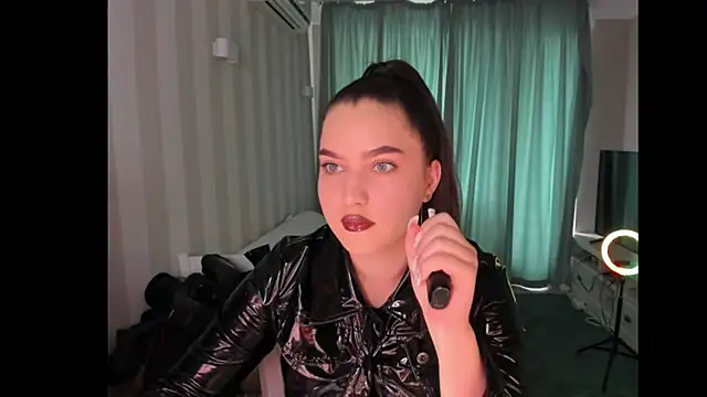 LatexDominatrix online show from July 2026 03:51:02 PM