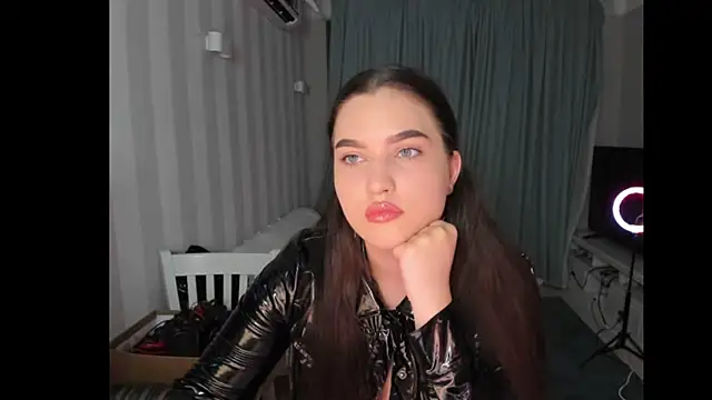 LatexDominatrix online show from July 2026 07:31:01 PM