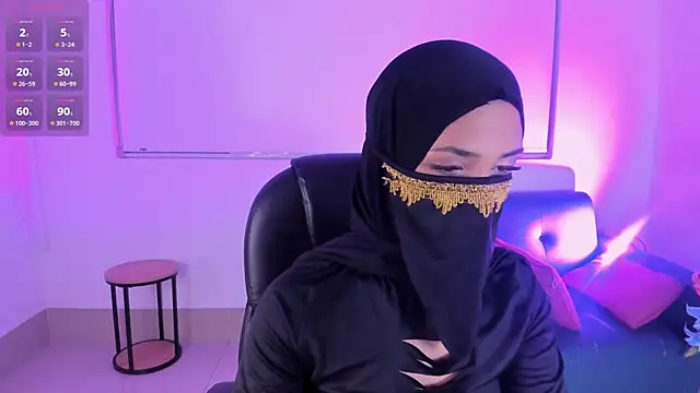LaylaFantasy  online show from July 2026 04:30:01 AM