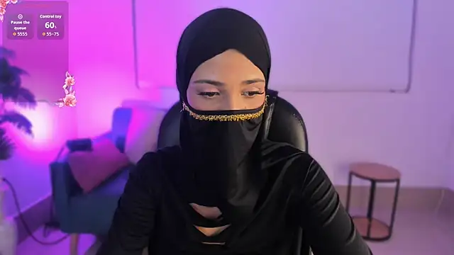 LaylaFantasy  online show from July 2026 04:07:02 AM