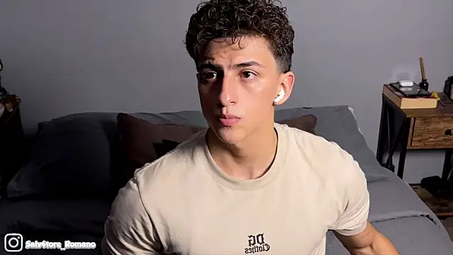 Snapshot of salvatore_romanoo chatting on July 2026 05:13:02 AM salvatore romanoo online show from July 2026 05:13:02 AM