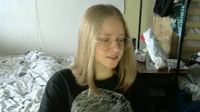 WinifredLunney online show from July 2026 06:17:02 AM
