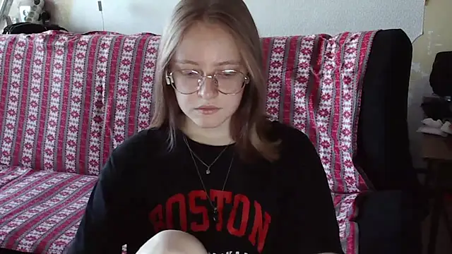 WinifredLunney online show from July 2026 05:03:01 AM