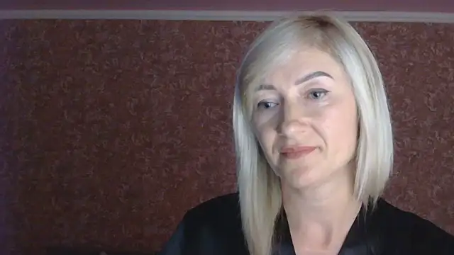 moonlightAnna online show from July 2026 10:04:01 PM