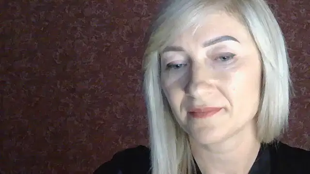 moonlightAnna online show from July 2026 09:28:02 PM