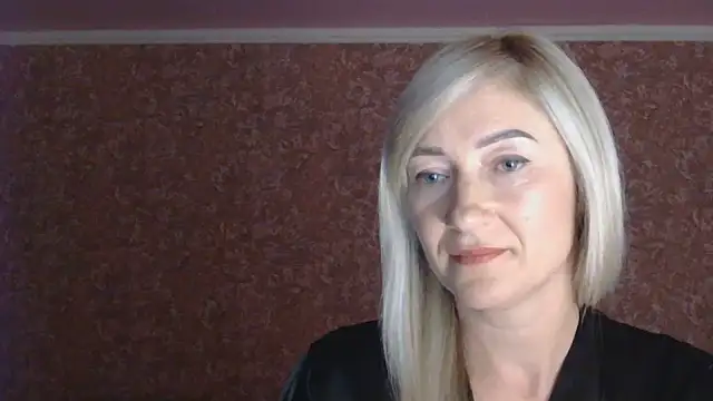 moonlightAnna online show from July 2026 10:19:01 PM