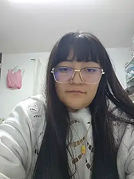 Louise 0105 online show from July 2026 05:03:02 AM