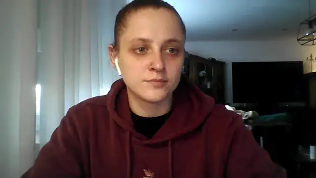 LeaWetGirl online show from July 2026 04:27:01 PM
