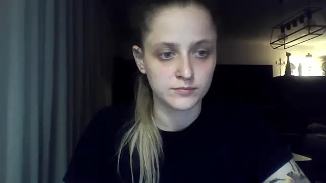 LeaWetGirl online show from July 2026 08:52:02 PM