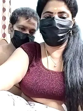 Honey-Couples online show from July 2026 06:10:01 PM