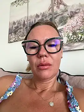 Snapshot of michele_nolimi chatting on July 2026 08:52:02 AM michele nolimi online show from July 2026 08:52:02 AM