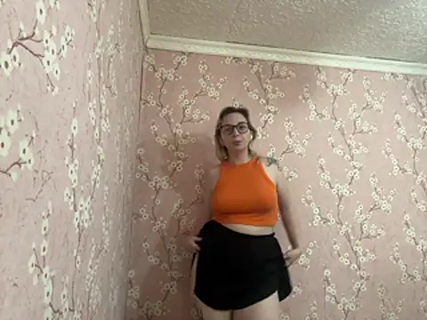 CandyFever online show from July 2026 12:56:01 PM