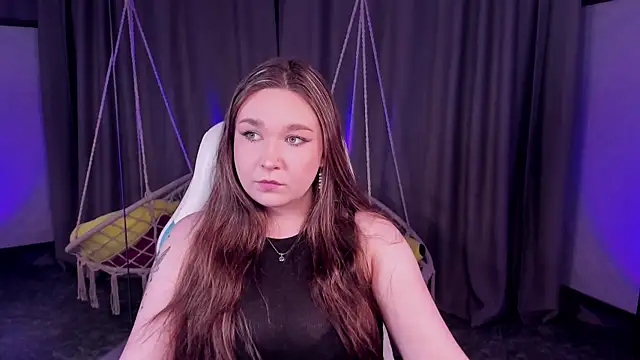KellyCoulman online show from July 2026 05:04:02 PM