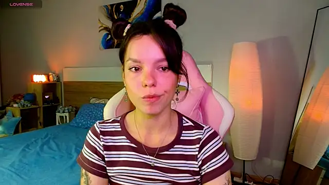 Snapshot of Maya_Campbell chatting on July 2026 01:52:01 AM Maya Campbell online show from July 2026 01:52:01 AM