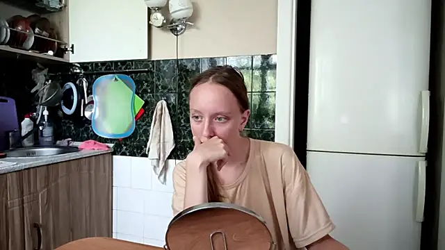 Snapshot of ElizaRass chatting on July 2026 06:22:02 AM ElizaRass online show from July 2026 06:22:02 AM