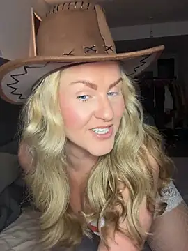 CharleighBaker online show from July 2026 09:43:01 PM