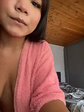kiaradolls online show from July 2026 12:19:01 PM