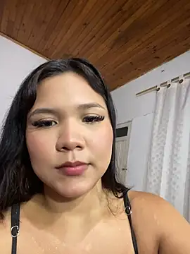 kiaradolls online show from July 2026 01:00:01 AM