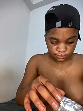 Hot-TEEE online show from July 2026 06:24:02 PM