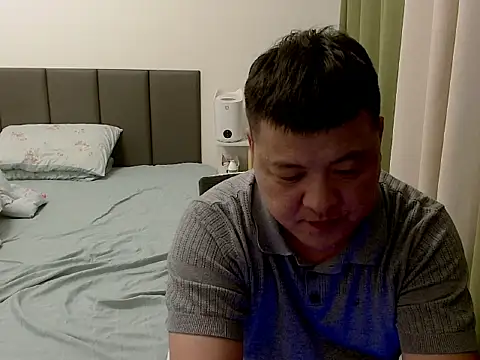 zhang1118 online show from July 2026 11:58:02 AM