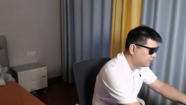 zhang1118 online show from July 2026 07:26:01 AM