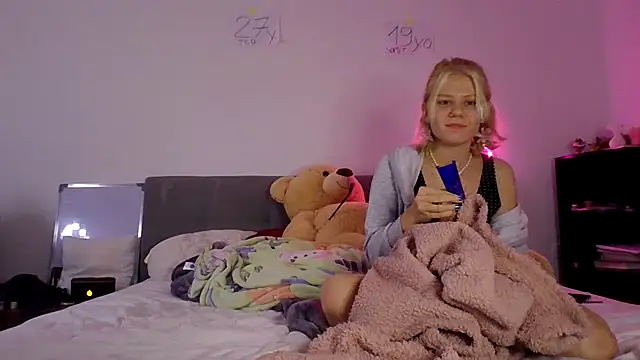 SophieCline online show from July 2026 05:59:02 PM