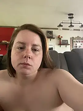 Strawberrykisses96 online show from July 2026 07:43:01 PM