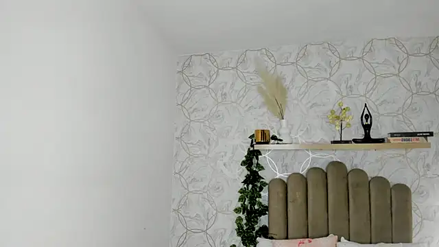 scarlett monroe   online show from July 2026 07:32:02 PM