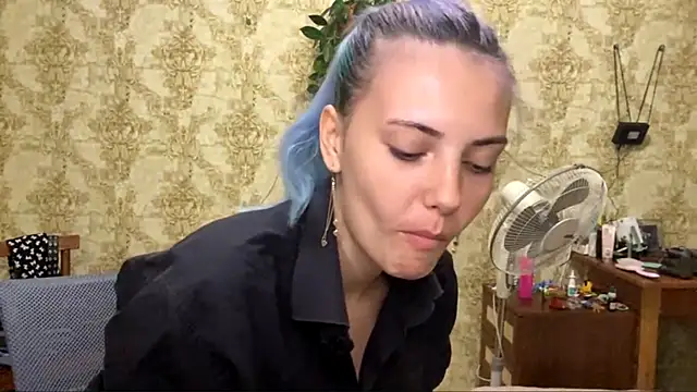 Helen18glo online show from July 2026 08:11:01 PM