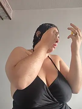 DaphneVelvet online show from July 2026 03:07:01 PM