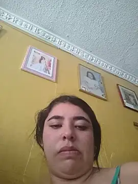 DaphneVelvet online show from July 2026 06:20:01 PM