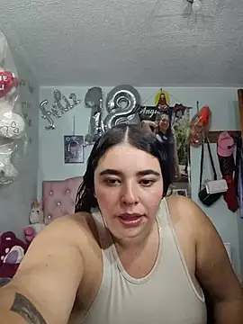 DaphneVelvet online show from July 2026 08:52:02 PM