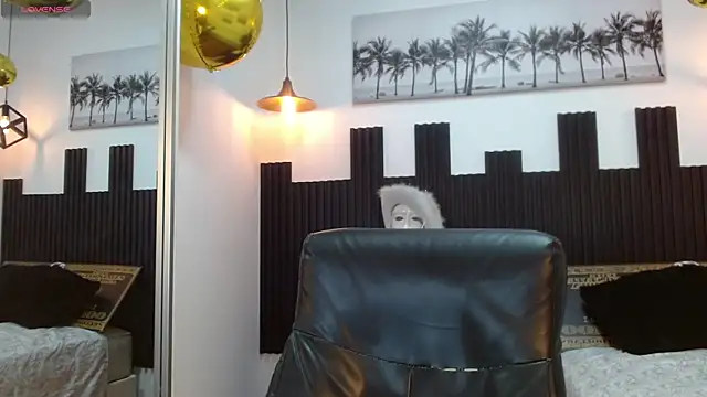 Jade Aitana online show from July 2026 12:33:02 PM